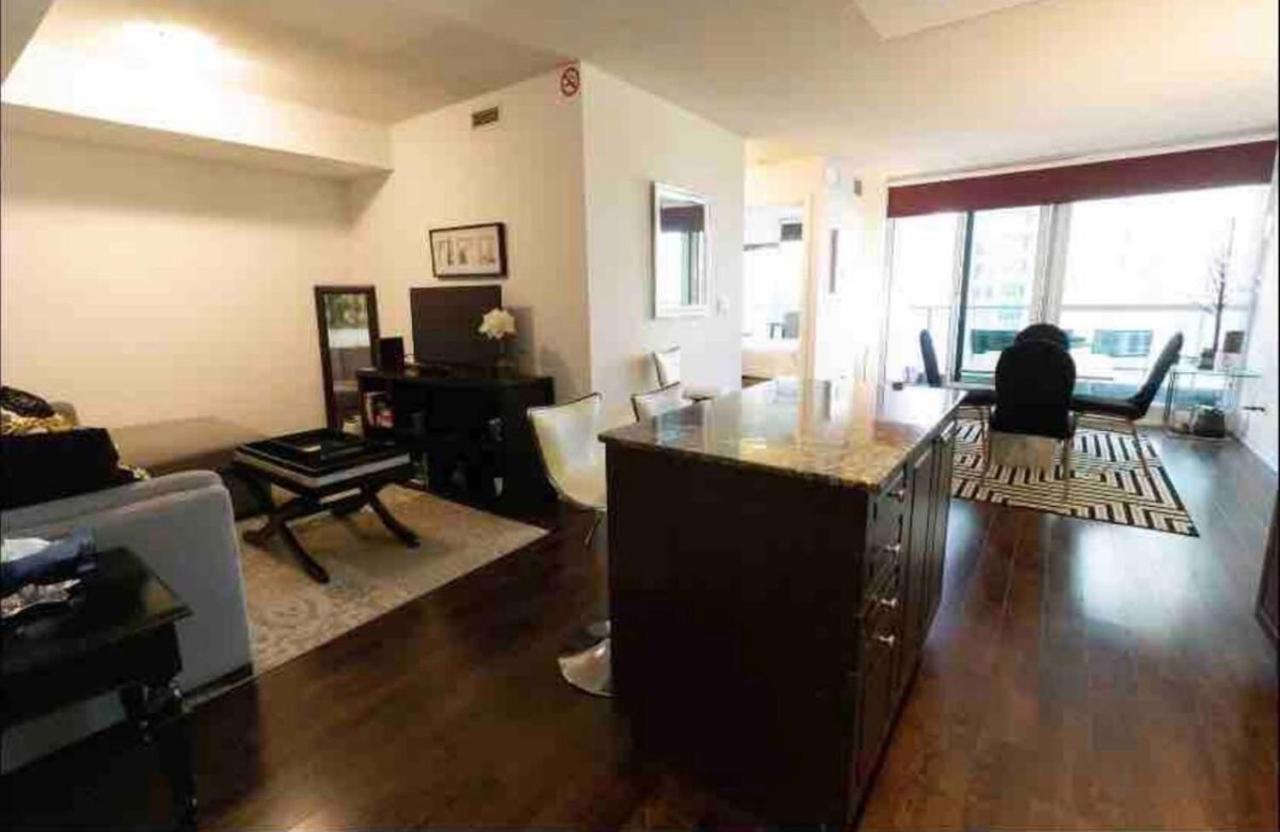 Apartament Downtown Toronto+Free Parking+Cn Tower View Zewnętrze zdjęcie