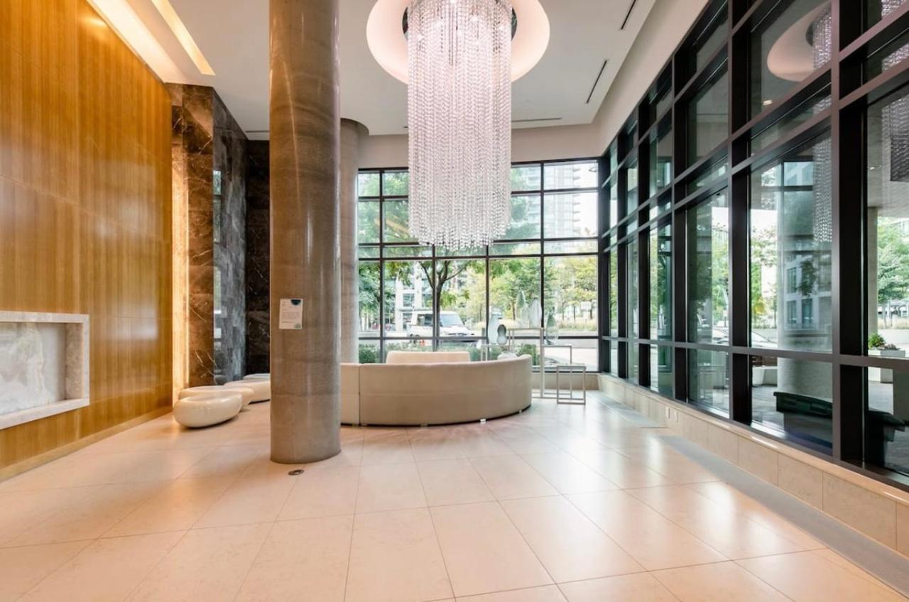 Apartament Downtown Toronto+Free Parking+Cn Tower View Zewnętrze zdjęcie